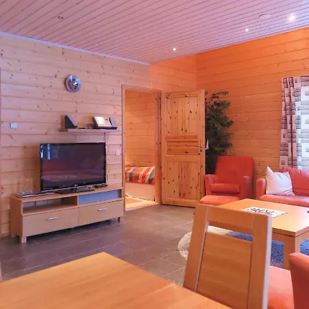Hiihtogreeni B By Interhome *